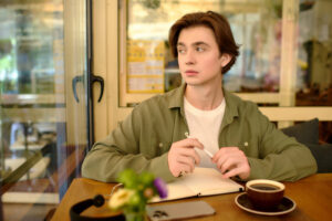 Cocaine Addiction Treatment in Rhode Island Cocaine Addiction Treatment in Rhode Island: A Teen’s Story of Early Warning Signs and Recovery