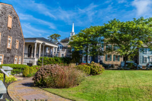 8 Aftercare and Alumni Programs: Life After Rehab in Rhode Island